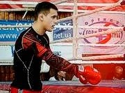 Журналисты вычислили личность боевика, избившего их коллег