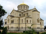 Епархии УПЦ в Крыму входят в состав УПЦ МП и подчиняются Митрополиту Онуфрию