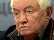 Российский писатель Войнович призвал Путина освободить Савченко