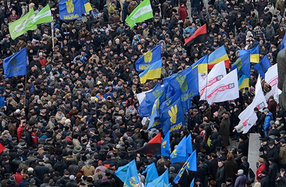 Акция протеста «Вставай, Украина!» продолжается. Сегодня — в Ивано-Франковске