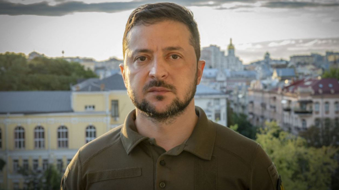 Зеленский поздравил школьников и студентов с Днем знаний