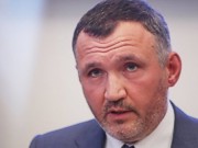 Суд по жалобе Луценко на Кузьмина перенесли