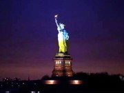 Статую Свободы в США и статую Иисуса в Бразилии подсветили цветами украинского флага