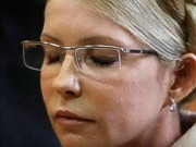 Тимошенко ночует на металлическом топчане в коридоре