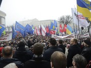 Винница начала акцию «Вставай, Украина!» многотысячным маршем и митингом
