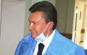 Янукович посетил пострадавших в автокатастрофе