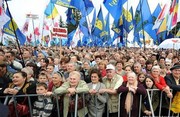 В Киеве проходит многотысячный митинг оппозиции
