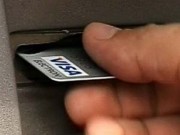 В Украине прекращает работу крупная банкоматная сеть