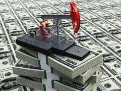 Мировые цены на нефть продолжили стремительное падение