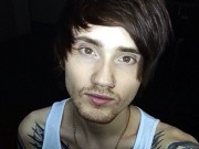 Музыкант из Донетчины стал солистом британской рок-группы