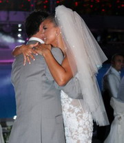 Ани Лорак вышла замуж в Турции