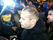 Асавелюка обнаружили среди милицейского оцепления гостиницы «Днепр»