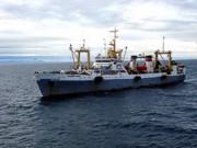 Жертвами кораблекрушения в Охотском море стали 56 человек