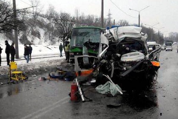 Число жертв масштабного ДТП в Харькове возросло до четырех