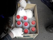 На въезде во Львов задержали автомобиль с подозрительными химикатами