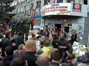 Луганские сепаратисты подрались во время митинга