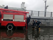 В Киеве затопило Почтовую площадь и «Левобережную», движение машин остановлено