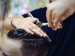 В Киеве женщина до смерти забила парикмахера из-за «плохой прически» своего мужа