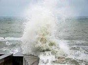 В Крыму из-за шторма затонул рыболовецкий сейнер