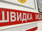 В Днепропетровске пьяный лихач врезался в остановку: Один человек погиб, еще один пострадал