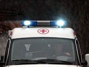 На Луганщине иномарка врезалась в стену дома, три человека погибли