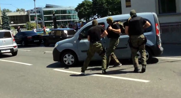 В центре Киева с погоней и стрельбой взяли организаторов конвертцентра