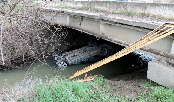 В Севастополе упала в реку «Toyota» с иностранными студентами: один человек погиб