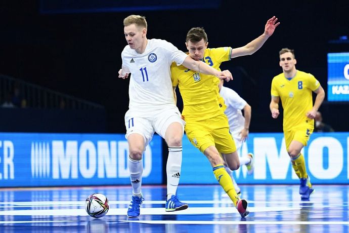 Сборная Украины обыграла команду из Казахстана и вышла в полуфинал Евро-2022 по футзалу