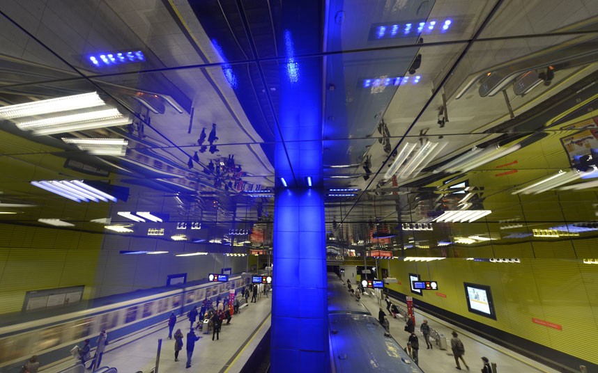 Станция метро Мюнхнер Фрайхайт в Мюнхене