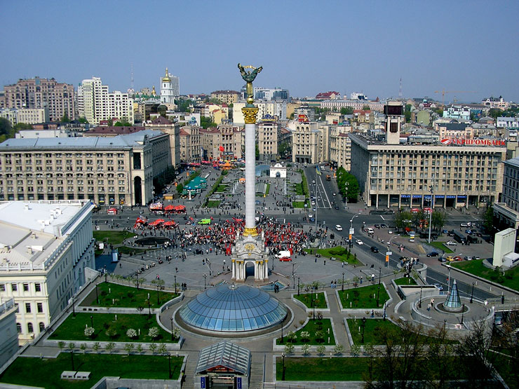 Майдан Независимости. Киев, 2003 год.